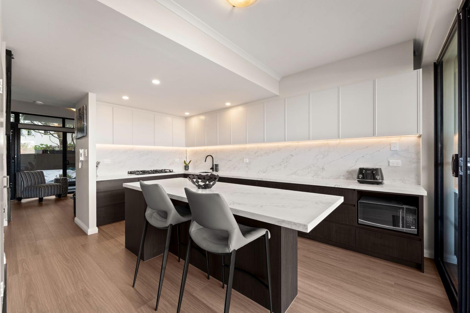 Custom kitchen by Coral Kitchen