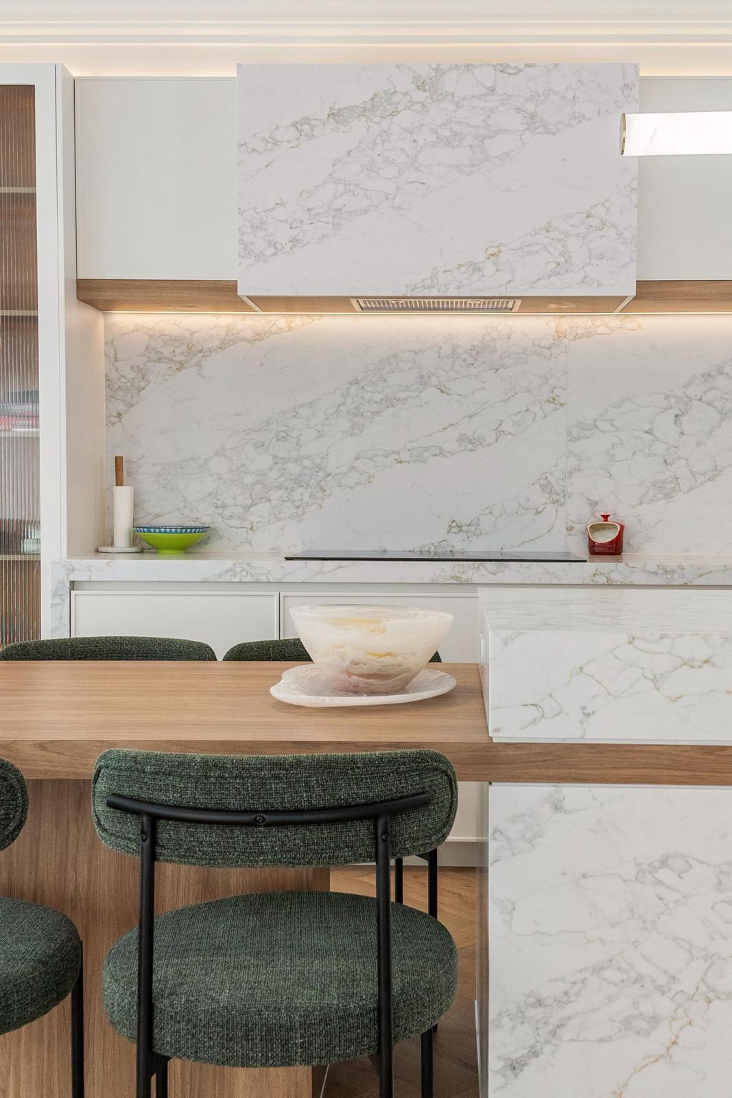 Marble Feature Hood Kitchen - Coral Kitchen