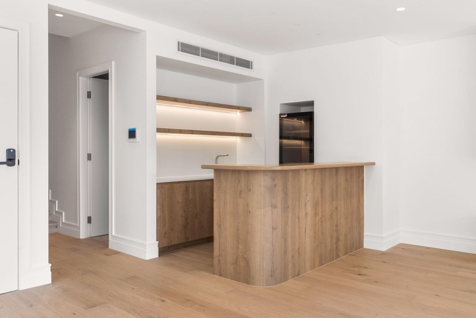 Custom Butler's Bar - Coral Kitchen